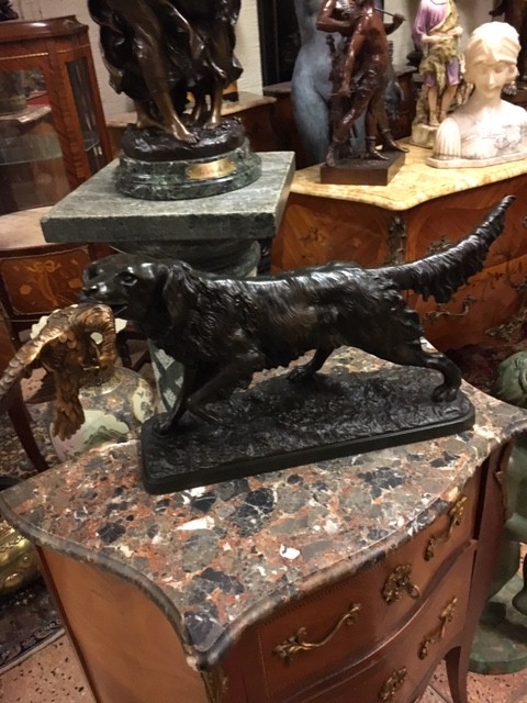 Bronze dog, W 70 cm H 32 cm gesigned