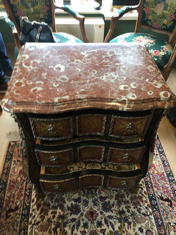 Size H 75 cm W 62 cm D 42 cm/4 drawers,Marble top